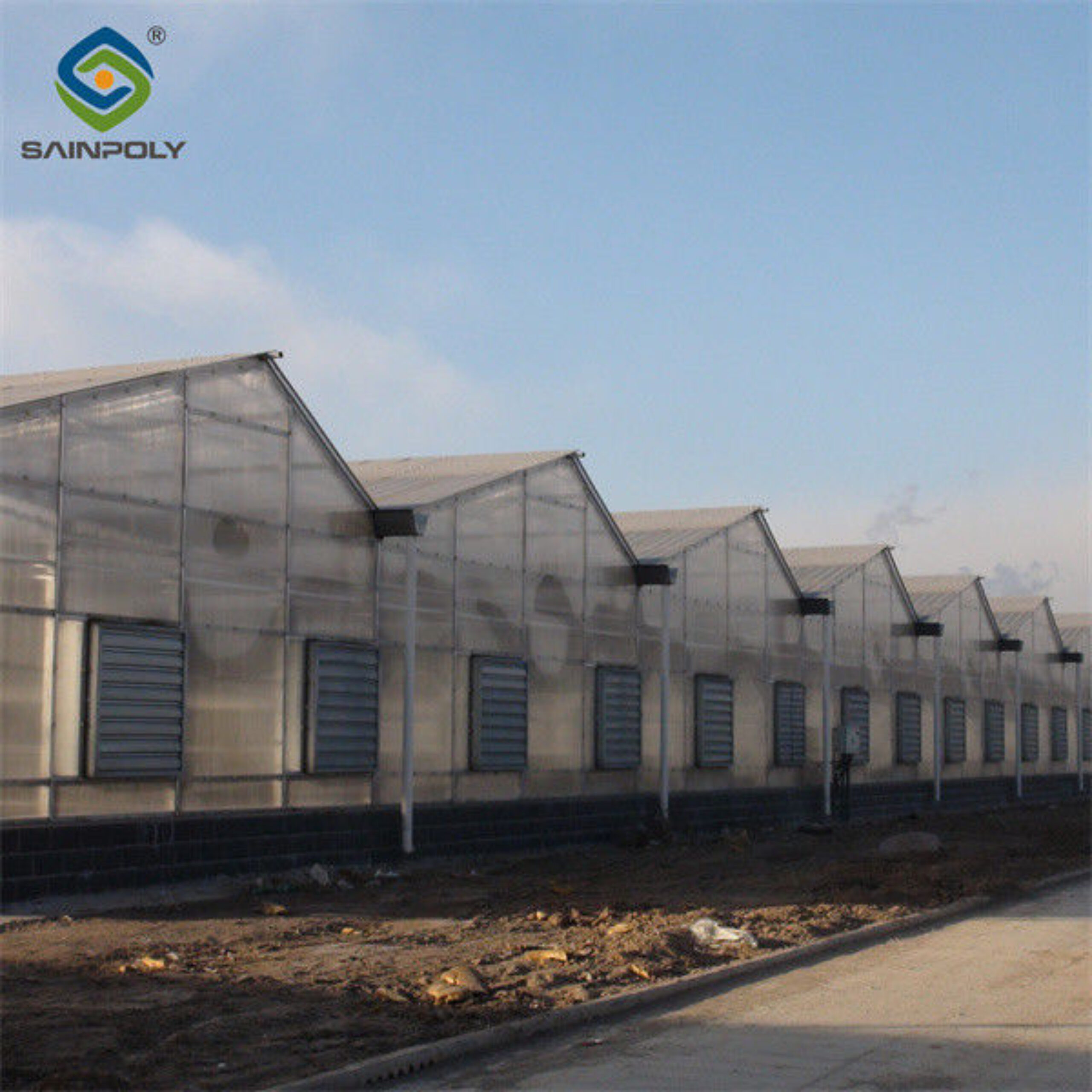 5.5-7.5m Height Photovoltaic Greenhouse With Solar Panel Roof