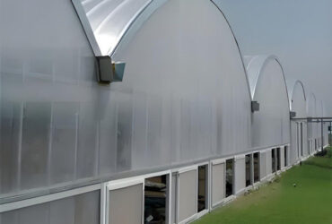 Easy To Assemble Multi Span Greenhouse For Growing Vegetables And Flowers