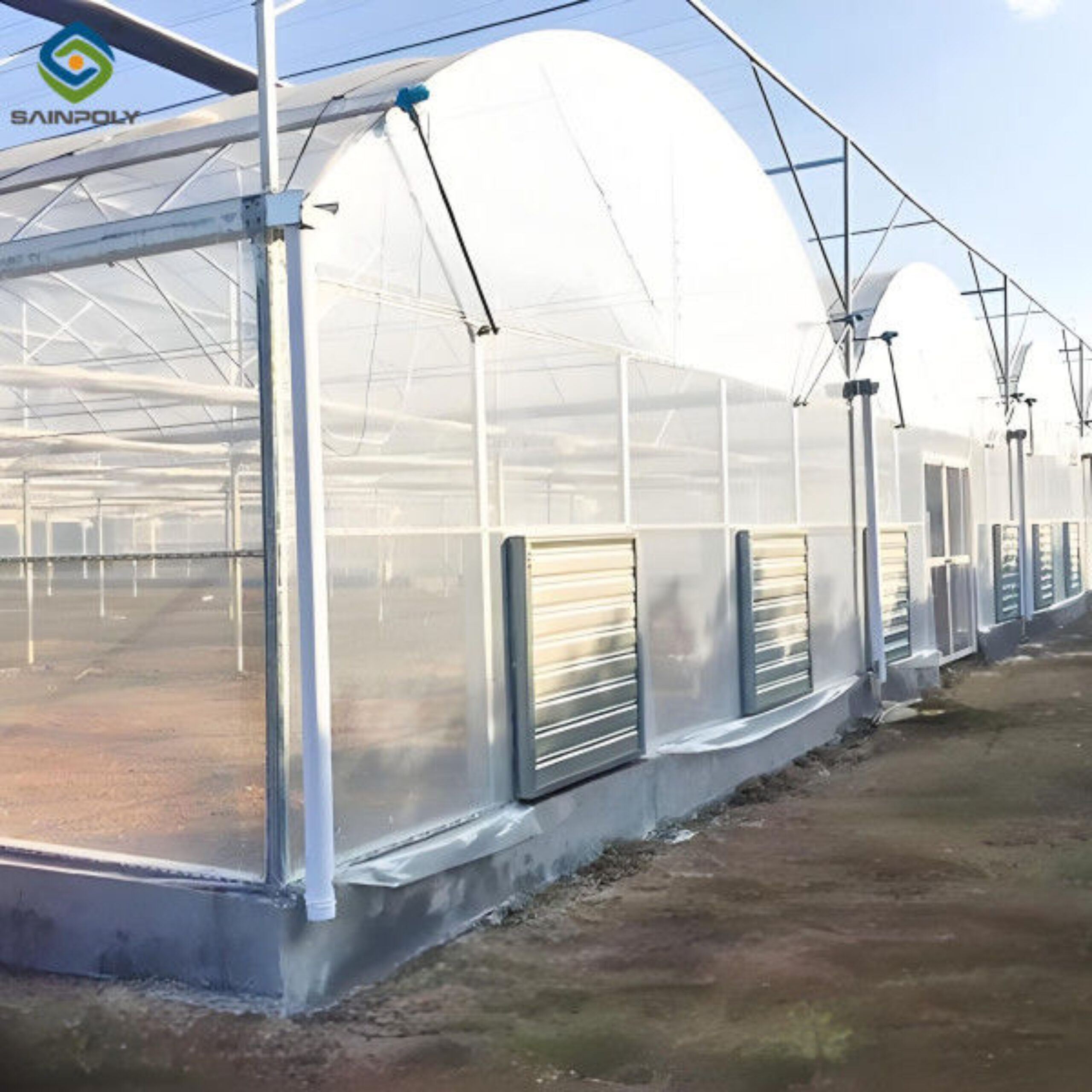 Galvanized Steel Multispan Commercial Polycarbonate Greenhouse Customized Length