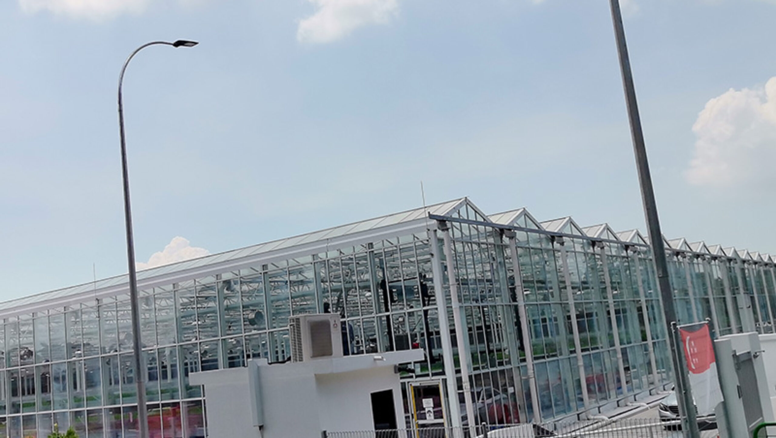 Precision Climate Control Commercial Semi-Closed Greenhouse Supplier & Manufacturer for High-End Flowers