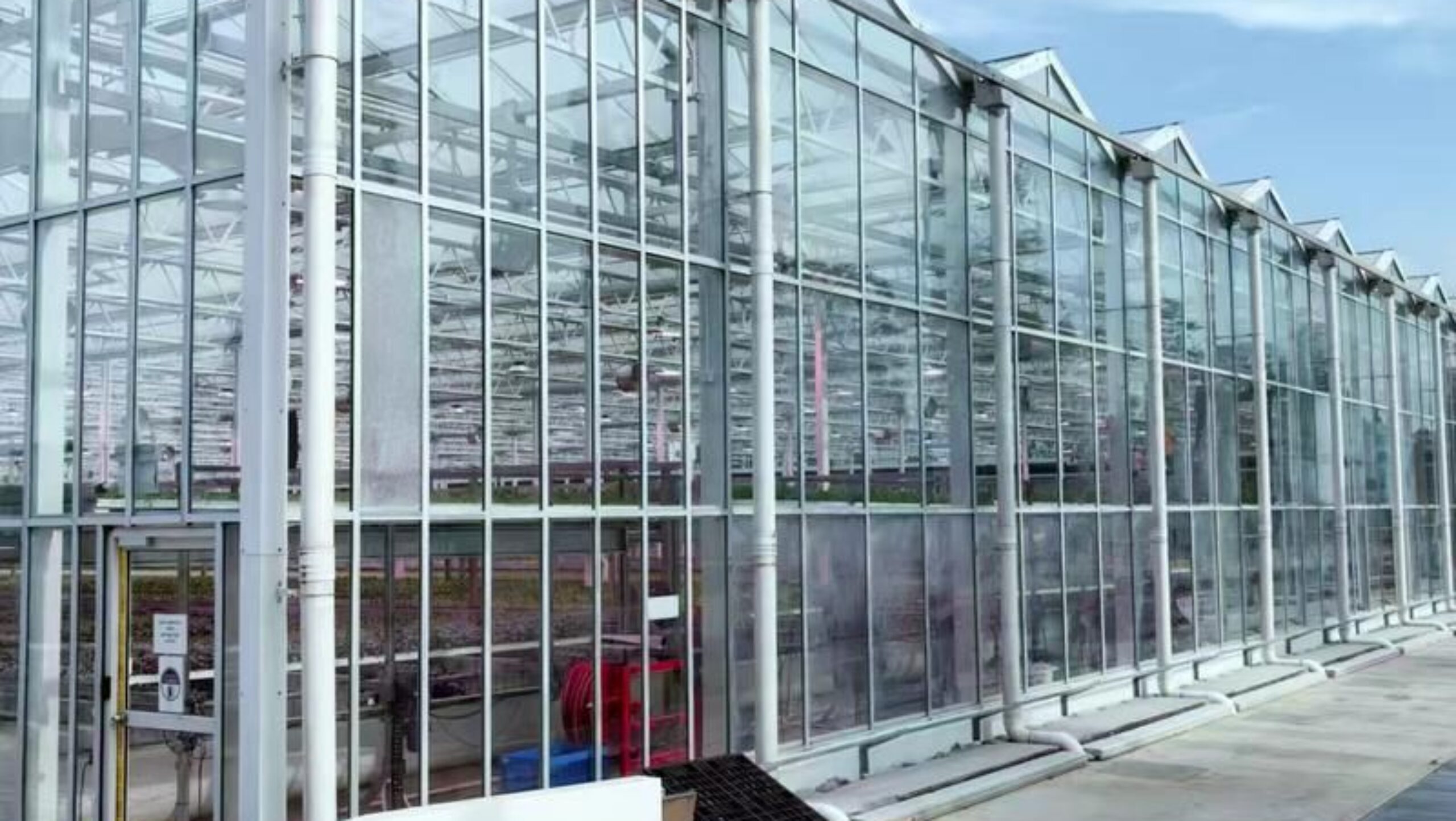 Semi-Closed Greenhouse