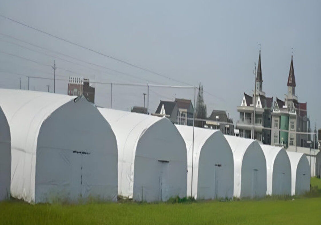 Single Layer Plastic Blackout Greenhouse Mushroom Farming Greenhouse Good Ventilation