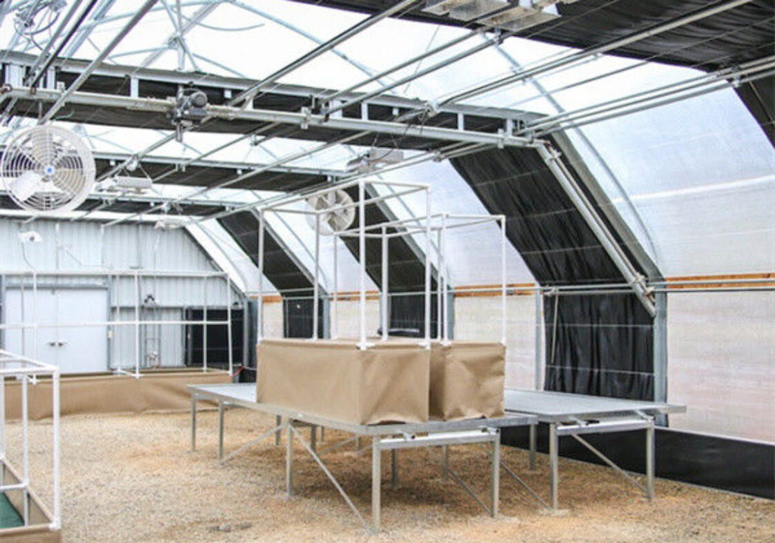 Snow Resistance Polycarbonate Film Greenhouse 100% Darkness Easy To Install
